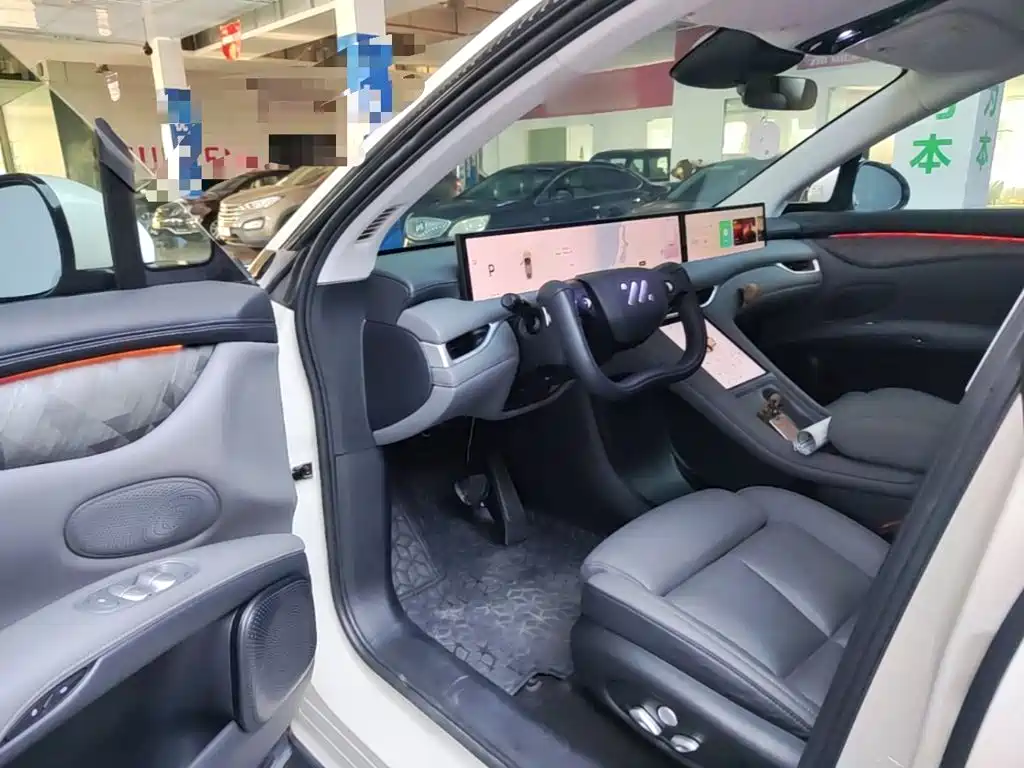 Zhiji LS6 2023 Max Standard Edition купить на сайте DeffCars