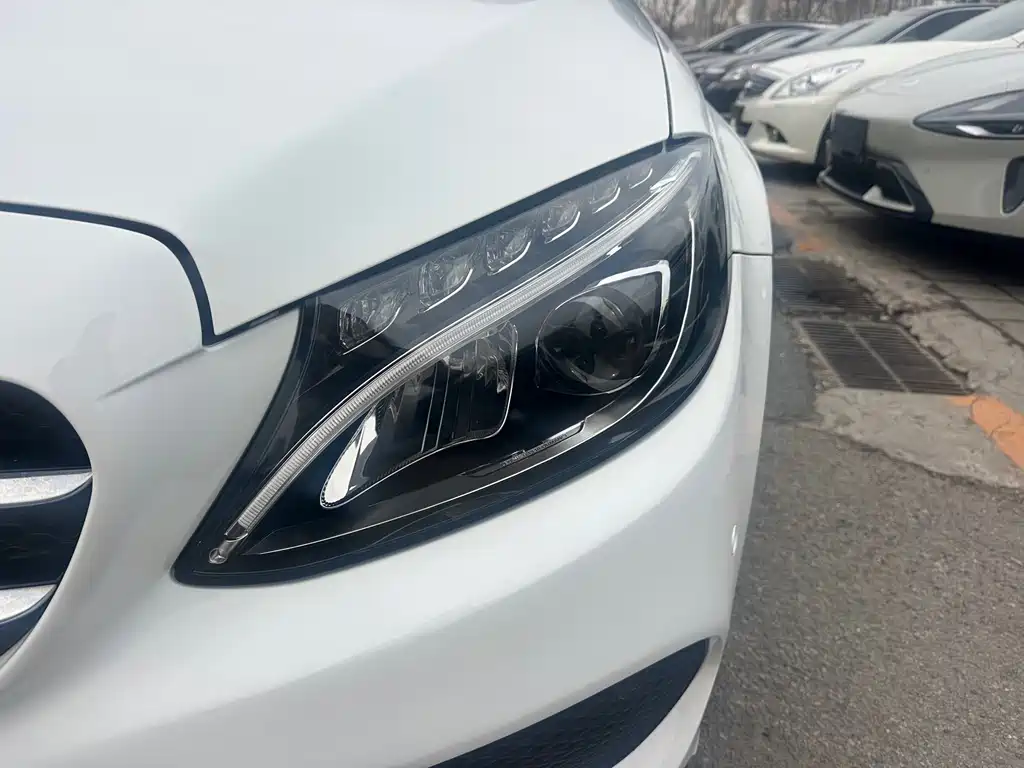 Mercedes-Benz C-Class 2017 C 200 Sports Edition купить на сайте DeffCars