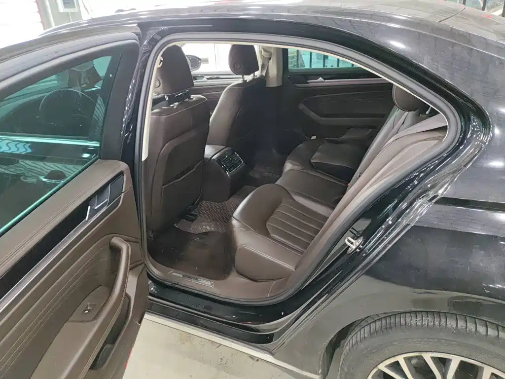 Huiang 2021 380TSI Deluxe Edition купить на сайте DeffCars