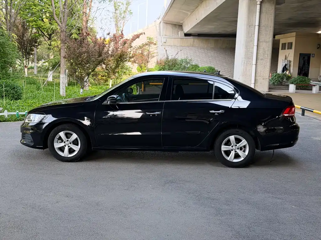 Lavida 2019 Lavida Qihang 1.5L Automatic Fashion Edition National VI купить на сайте DeffCars