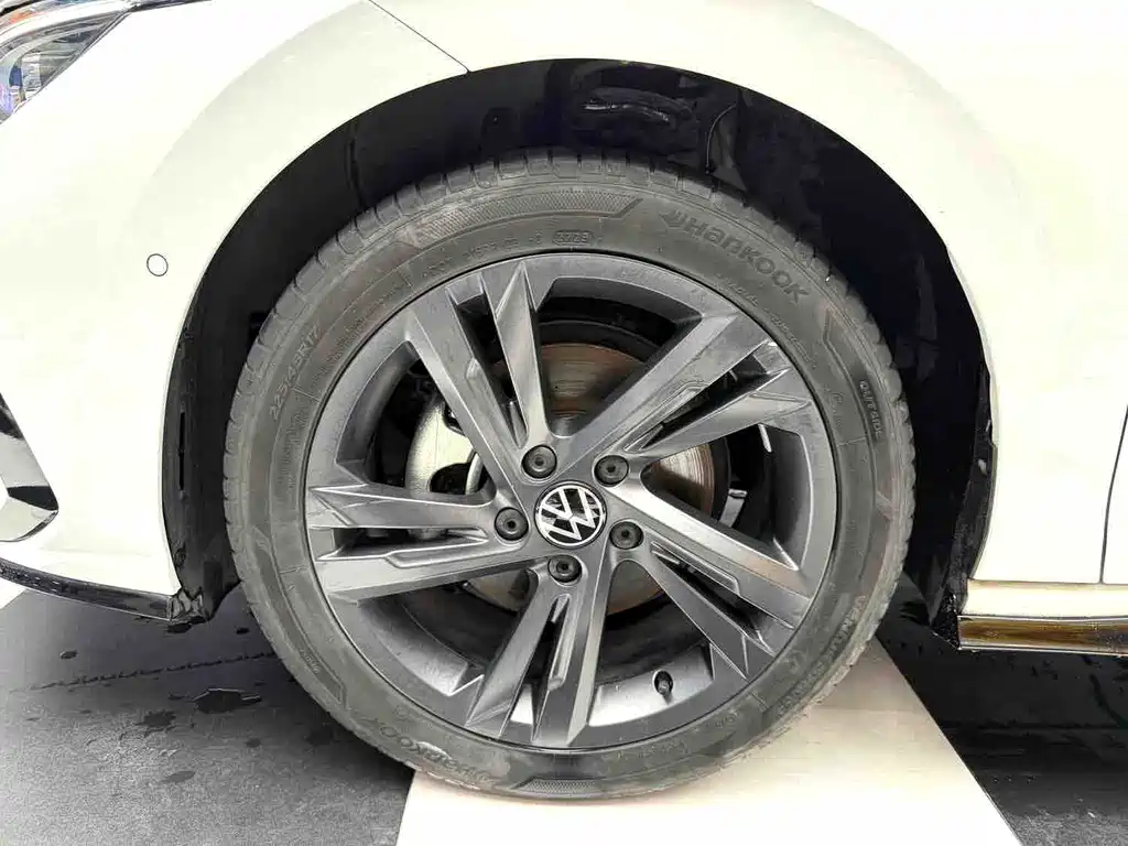 Golf 2023 facelift 280TSI DSG R-Line Lite купить на сайте DeffCars