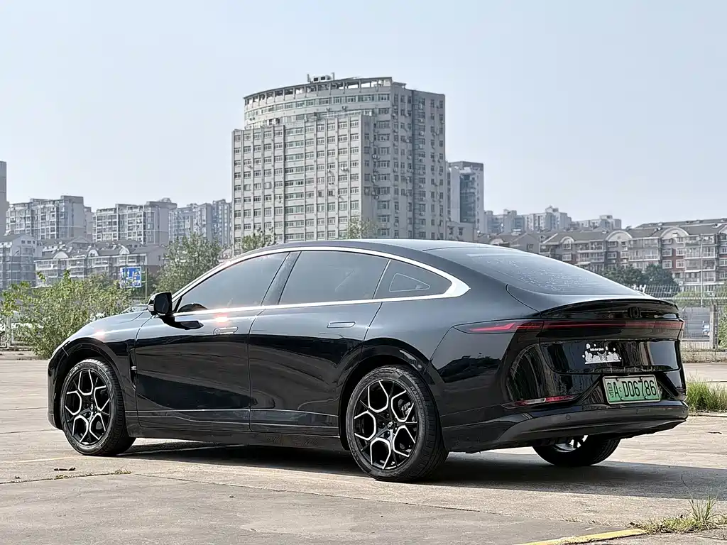 Changan Qiyuan A07 2024 pure electric true fragrance version 710 flagship model купить на сайте DeffCars