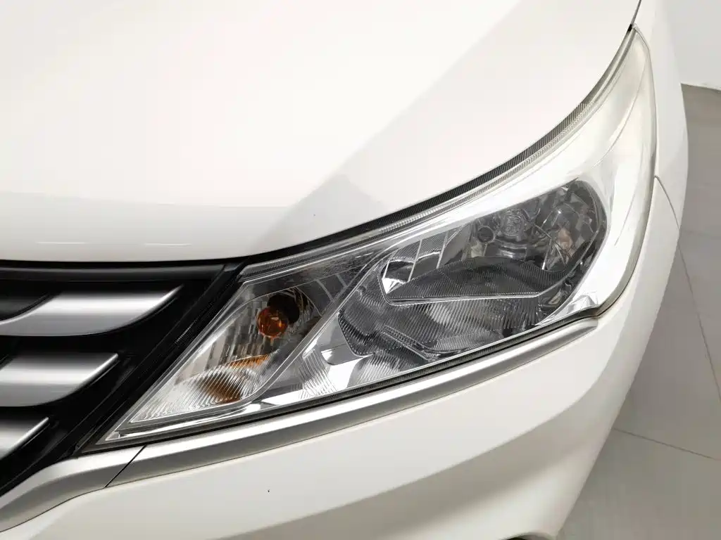 Baojun 310 2016 1.2L manual comfort model купить на сайте DeffCars
