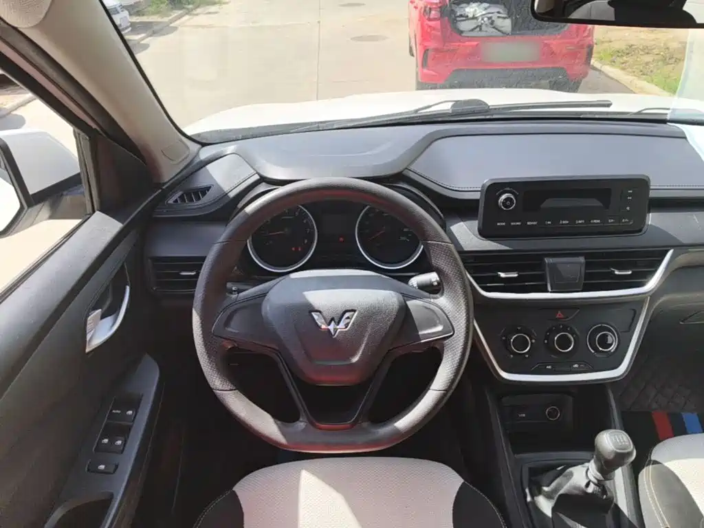 Hongguang S3 2019 1.5L Manual Standard Type National VI купить на сайте DeffCars