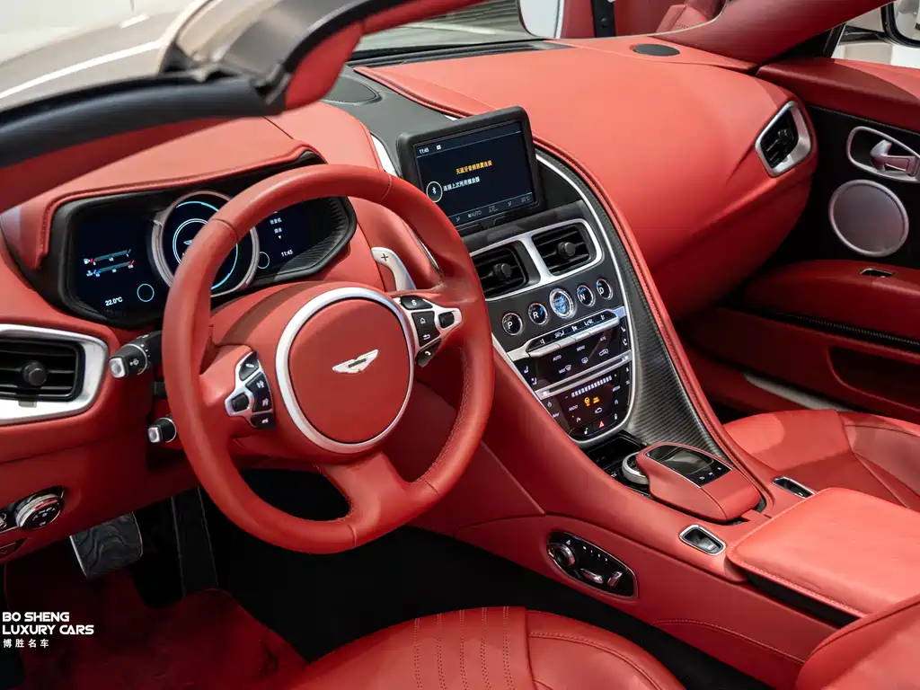 Aston Martin DB11 2019 4.0T V8 Volante купить на сайте DeffCars