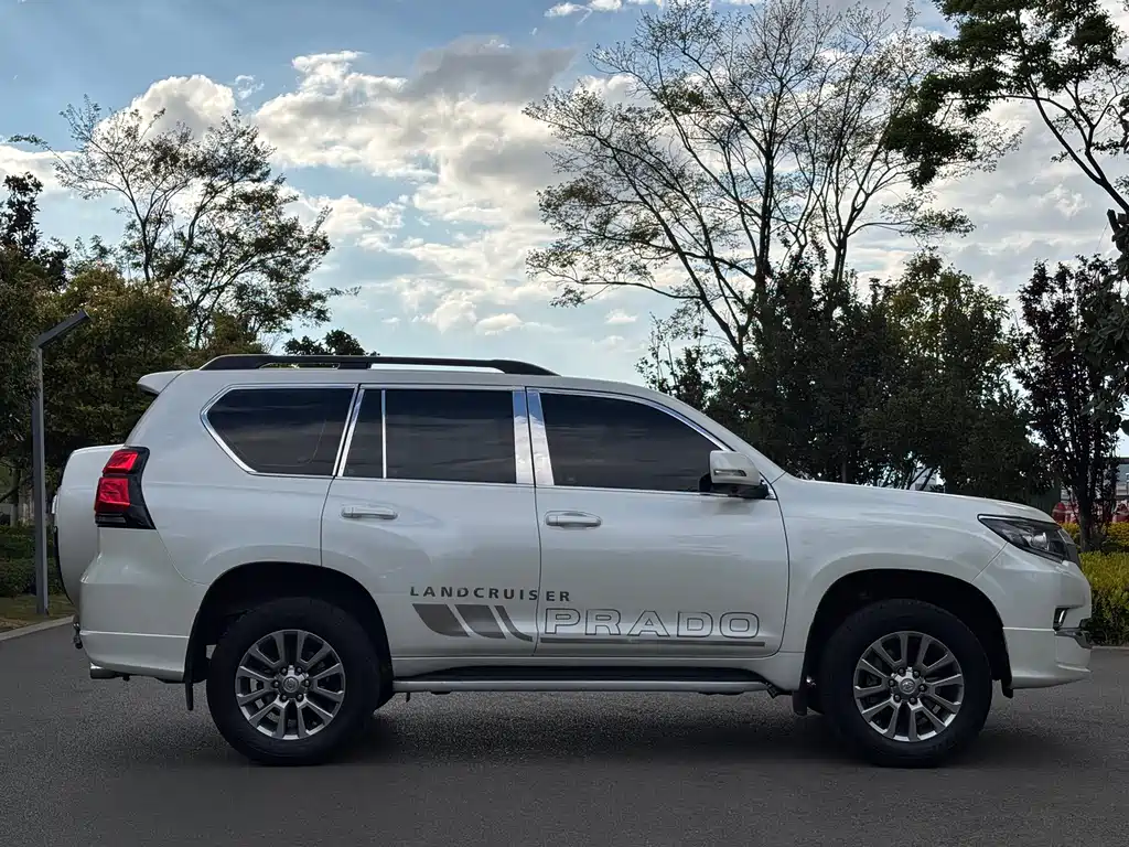 Prado 2019 3.5L automatic TX-L exclusive version with rear mounted spare tire купить на сайте DeffCars