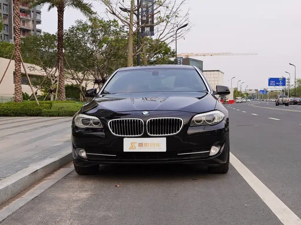 BMW 5 Series 2011 535Li Luxury купить на сайте DeffCars