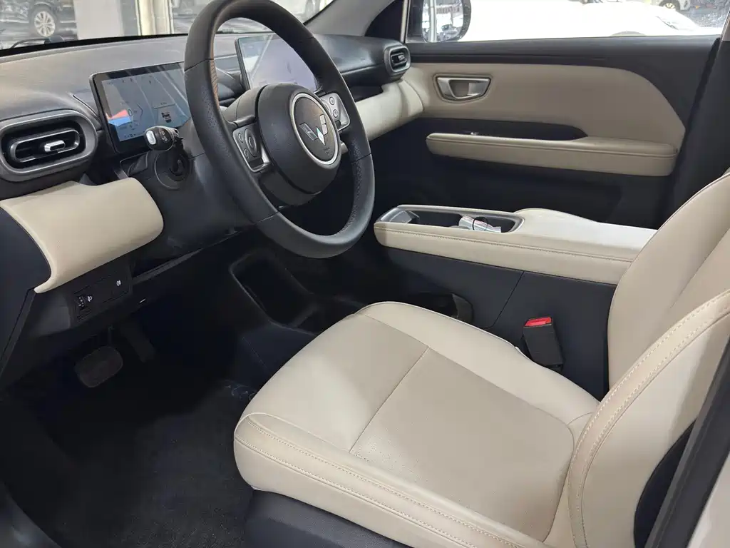 Wuling Bingo PLUS 2024 330km five-seater version купить на сайте DeffCars