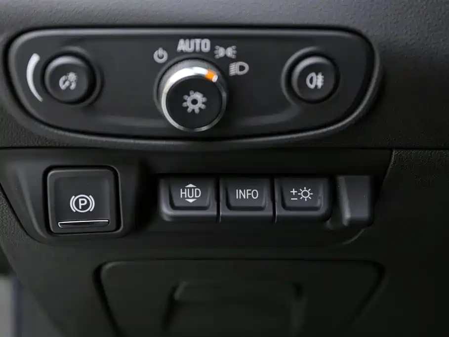 Angkeqi 2022 652T four-wheel drive flagship model 6 seats купить на сайте DeffCars