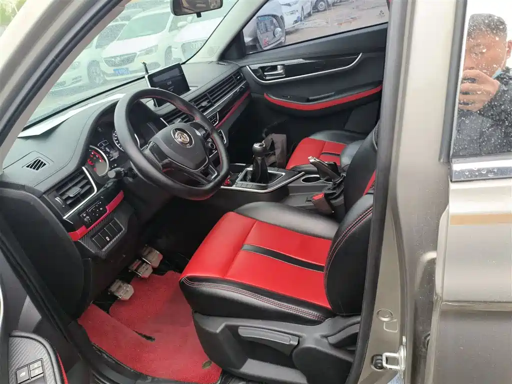 Fengxing T5 2020 1.6L Manual Comfort Type National VI купить на сайте DeffCars