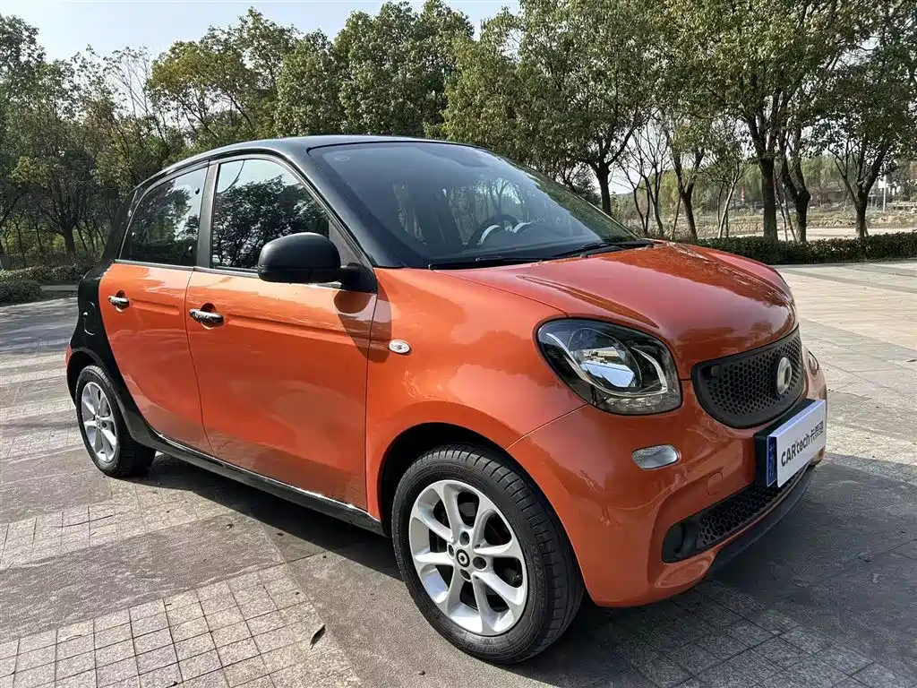 smart forfour 2016 1.0L 52kW smart version купить на сайте DeffCars