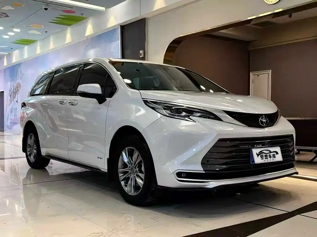 SIENNA 2024 2.5L hybrid four-wheel drive premium version купить на сайте DeffCars