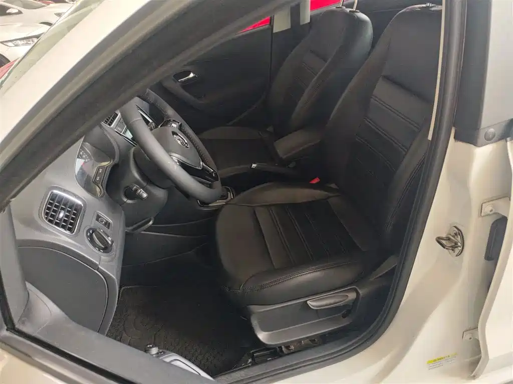 Polo 2018 1.5L automatic safety model купить на сайте DeffCars