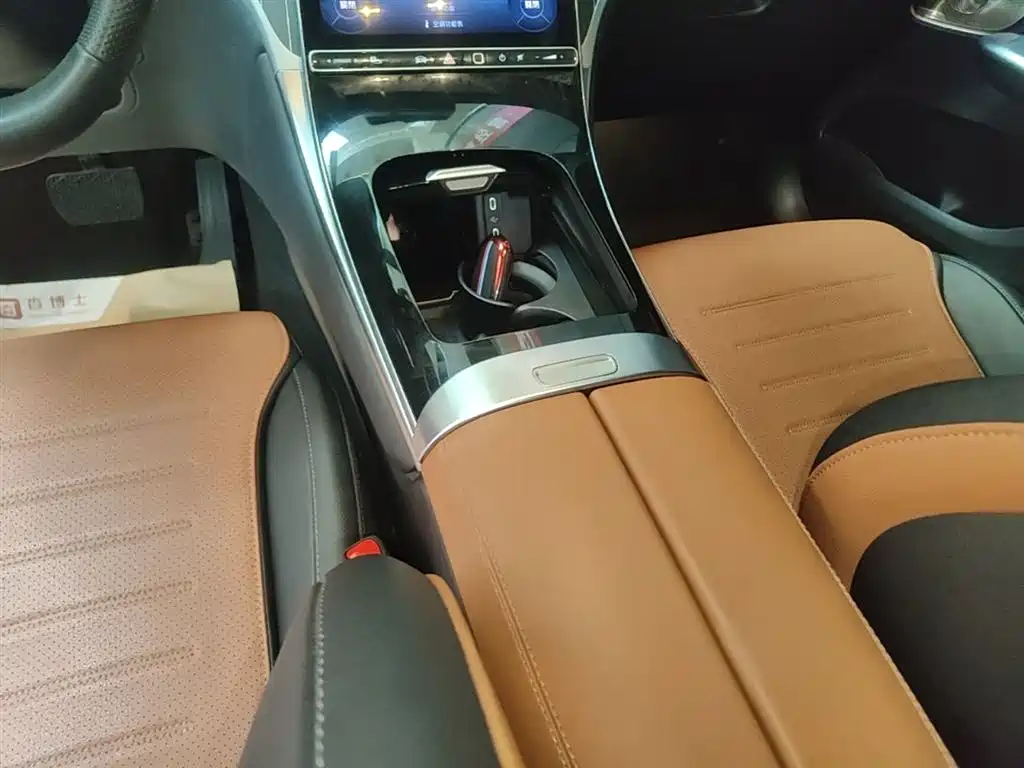 Mercedes-Benz GLC 2023 GLC 300 L 4MATIC Dynamic 5-seater купить на сайте DeffCars