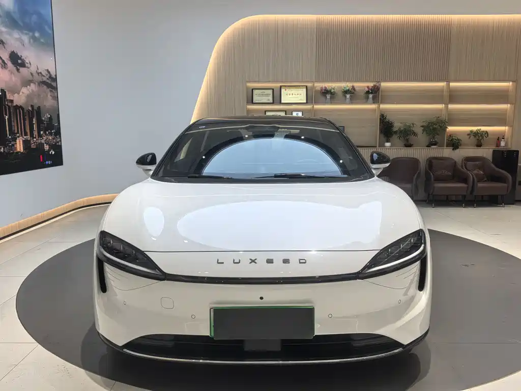 Zhijie S7 2024 Pro купить на сайте DeffCars