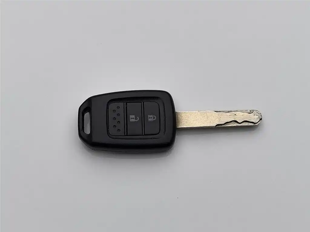 Fit 2016 1.5L LXS CVT Comfort Sunroof Edition купить на сайте DeffCars