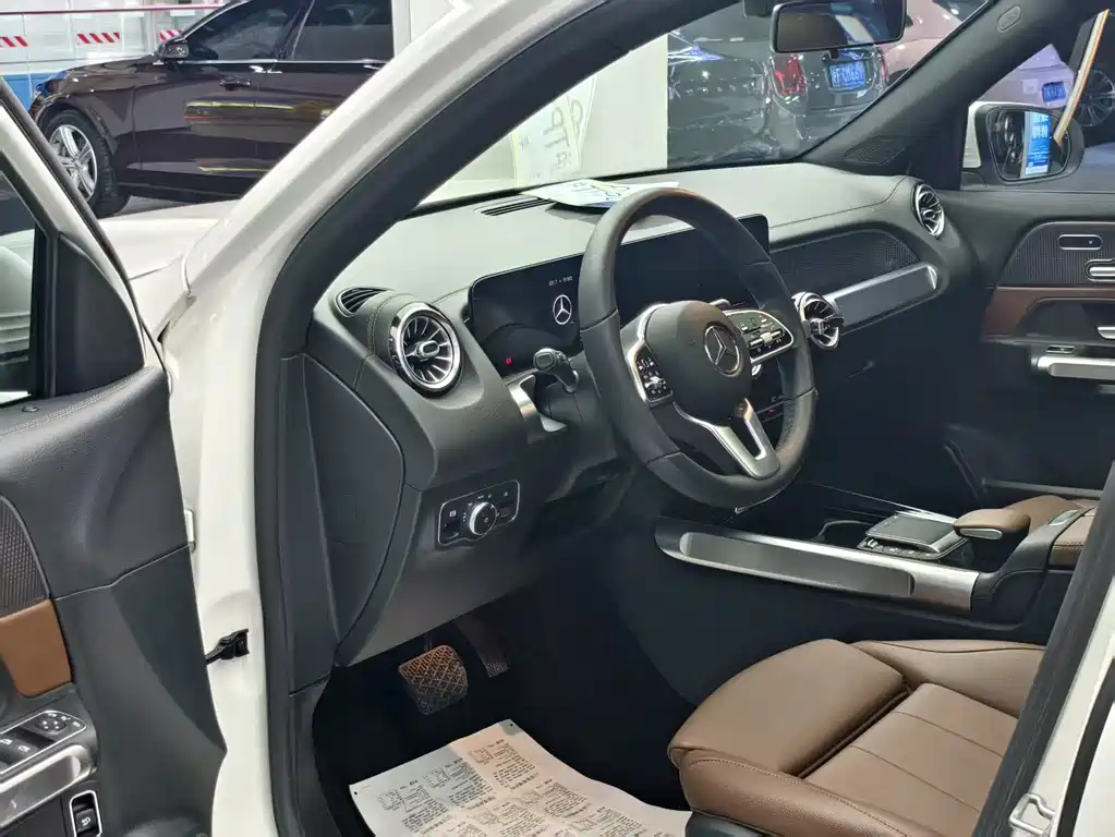 Mercedes-Benz GLB 2021 GLB 200 Fashion Model купить на сайте DeffCars