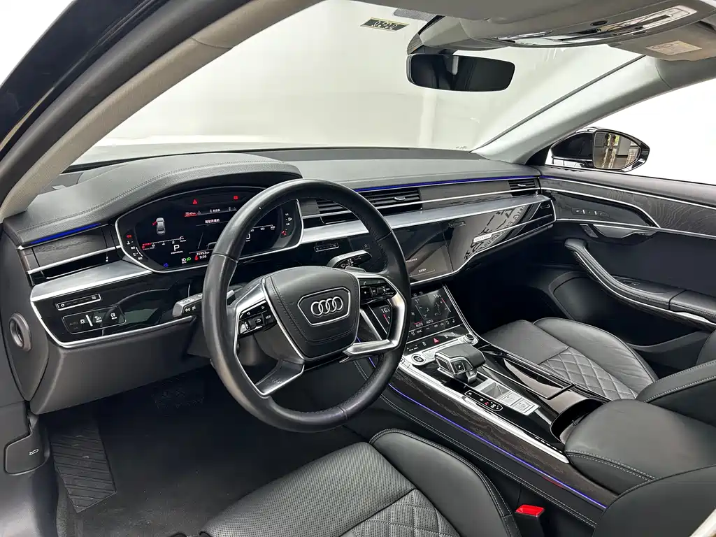 Audi A8 2023 A8L 50 TFSI quattro Premium Selection купить на сайте DeffCars