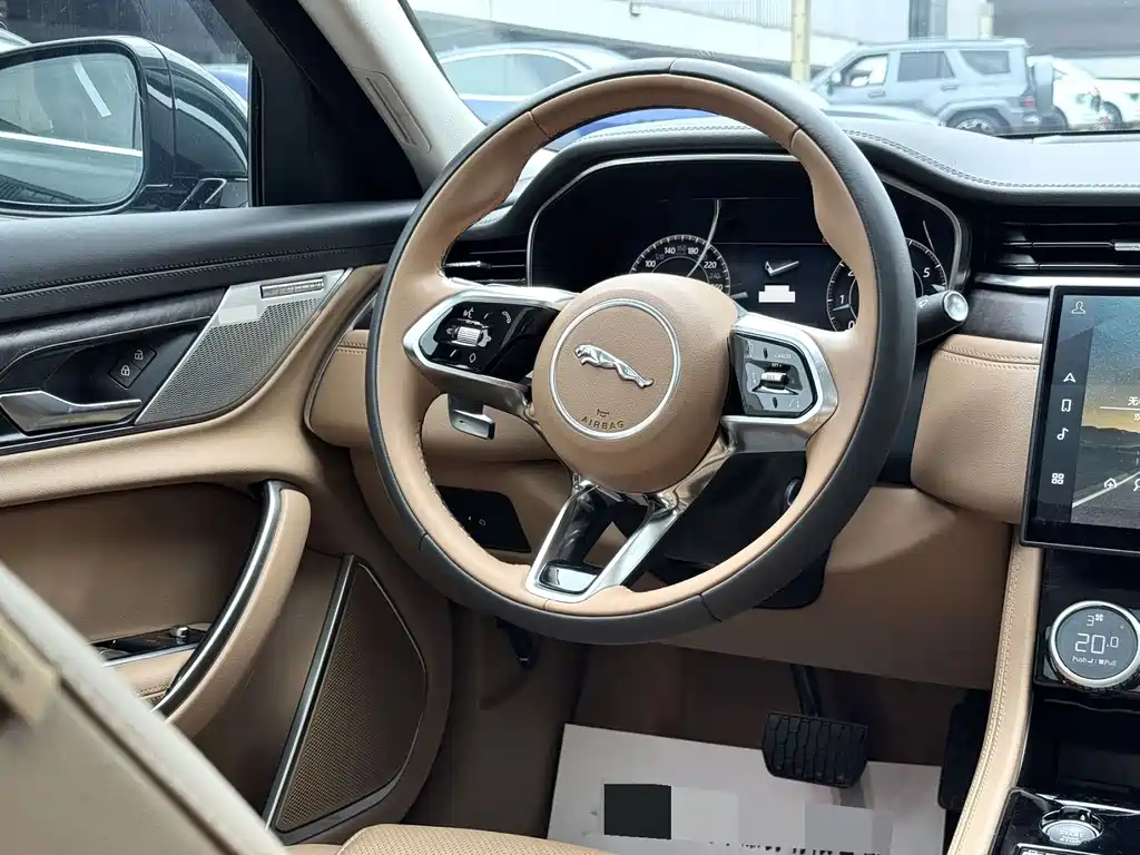 Jaguar XFL 2024 2.0T P250 two-wheel drive exclusive luxury version купить на сайте DeffCars