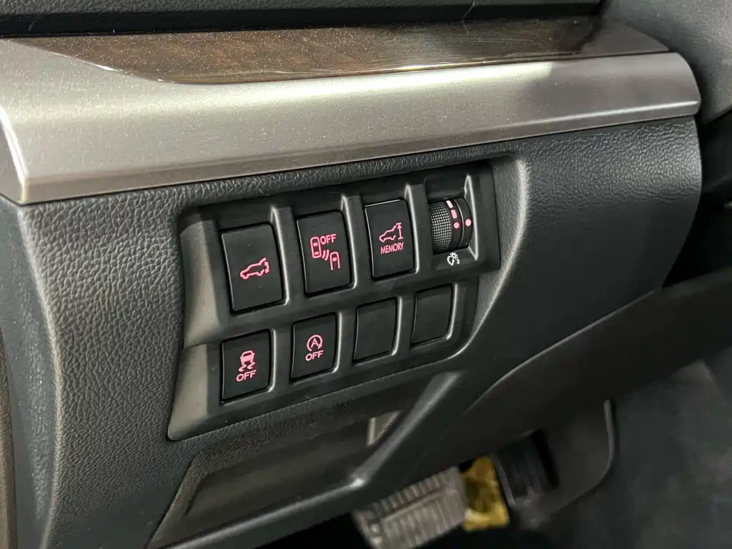 Outback 2016 2.5i Deluxe Navigation Edition купить на сайте DeffCars