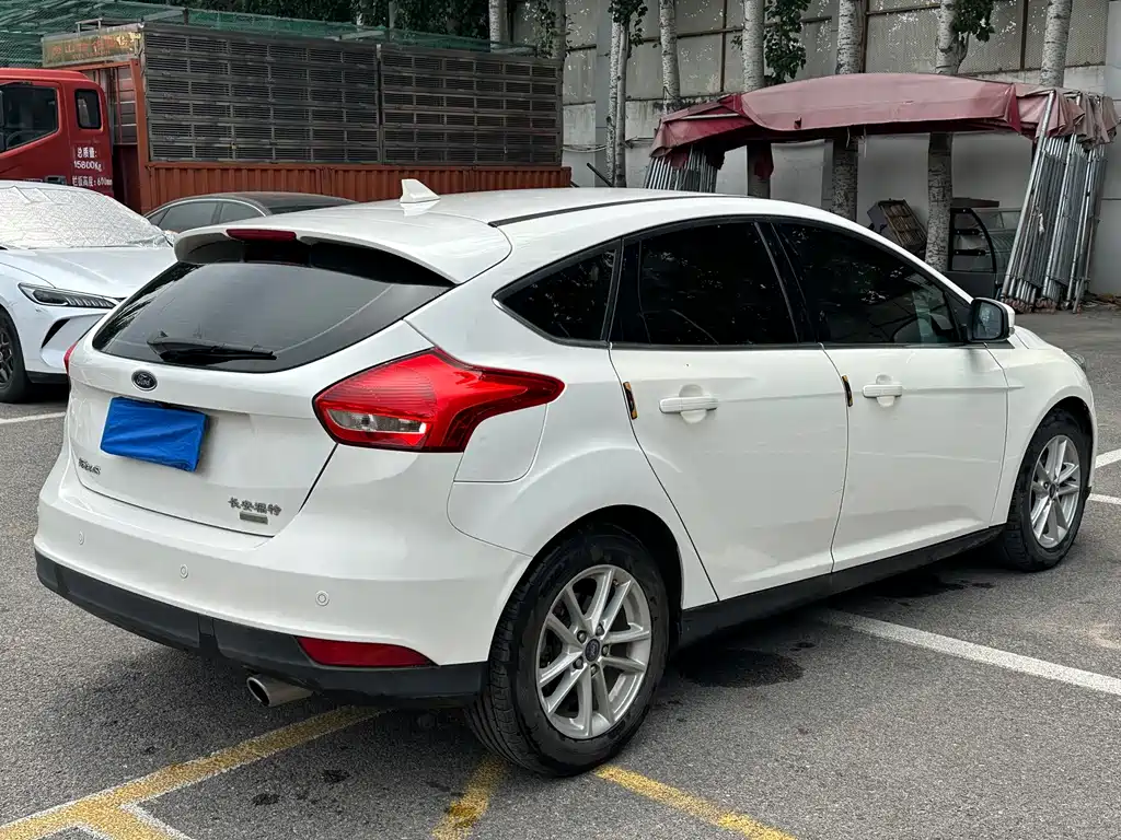 Focus 2018 Classic EcoBoost 180 Automatic Elite купить на сайте DeffCars