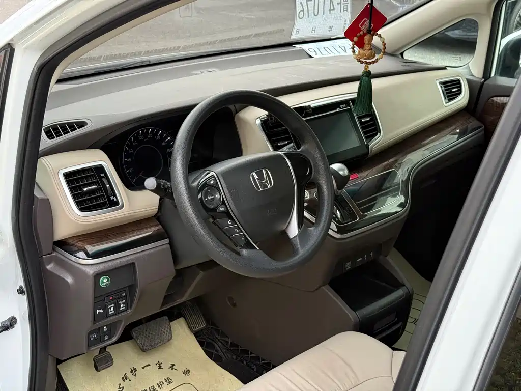 Odyssey 2015 facelift 2.4L luxury version купить на сайте DeffCars