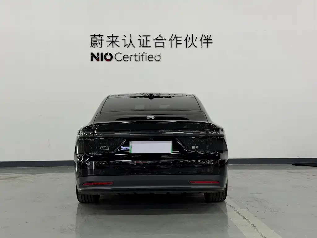 NIO ET7 2024 75kWh Executive Signature Edition купить на сайте DeffCars