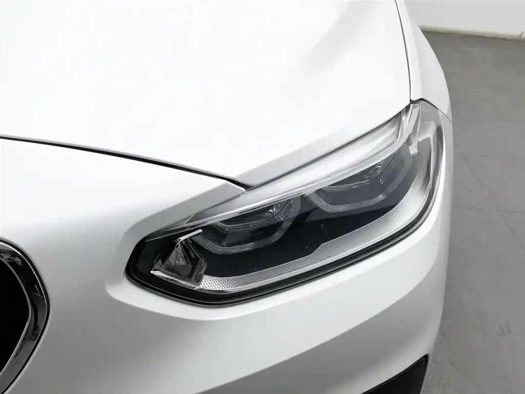 BMW 1 Series 2020 120i Fashion купить на сайте DeffCars