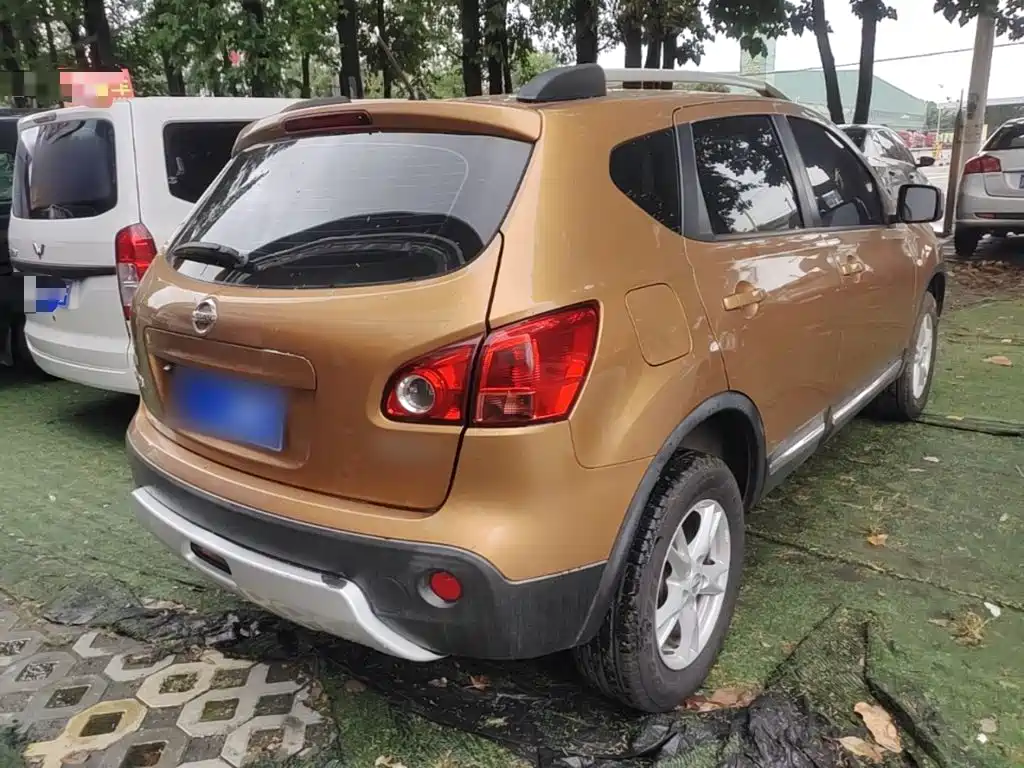 Qashqai 2012 1.6XE Wind 5MT 2WD купить на сайте DeffCars