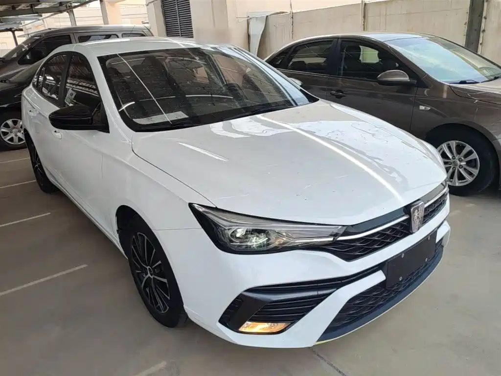 Roewe i5 2021 1.5L manual platinum version купить на сайте DeffCars
