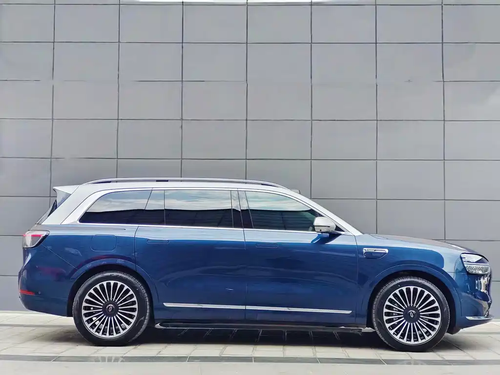 Wenjie M9 2025 extended range Ultra version 52kWh 6-seater version (192-line lidar) купить на сайте DeffCars