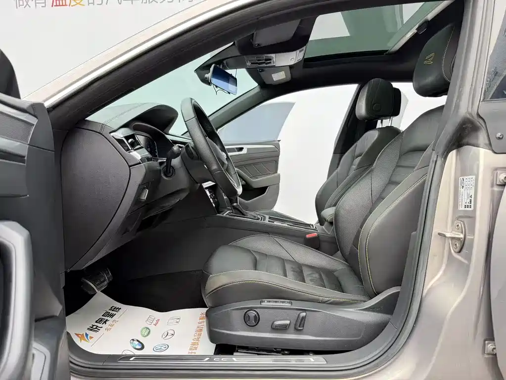 FAW-Volkswagen CC 2021 380TSI eye-catching version купить на сайте DeffCars