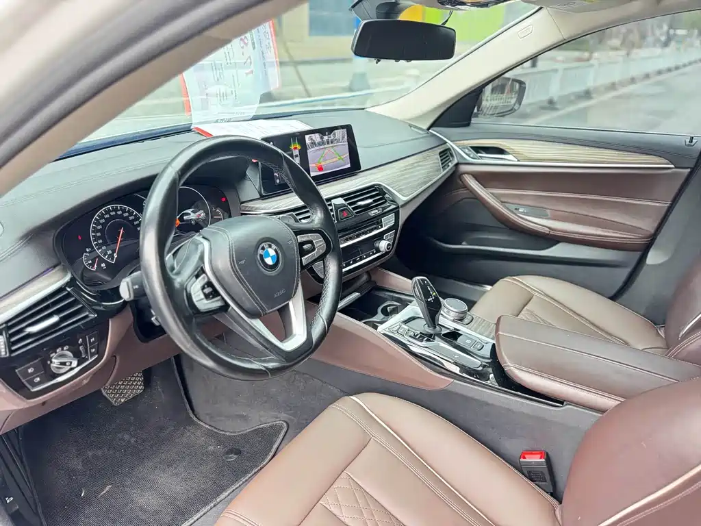 BMW 5 Series 2019 530Li Leading Luxury Package купить на сайте DeffCars