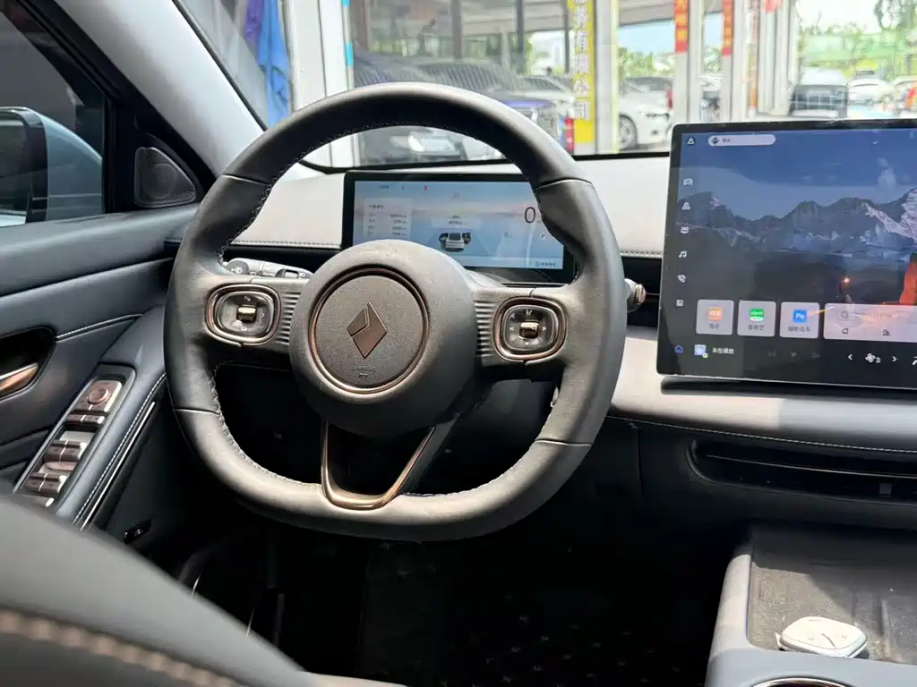 Baojun Xiangjing 2025 plug-in hybrid 140km luxury version купить на сайте DeffCars