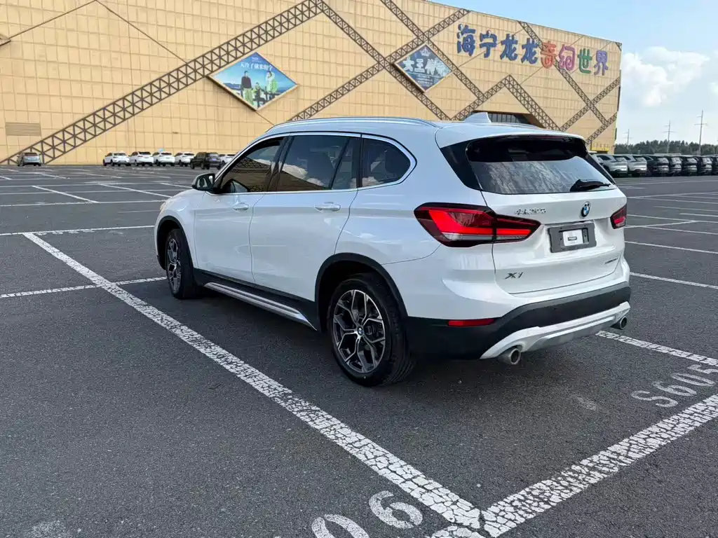 BMW X1 sDrive20Li sleek 2022 купить на сайте DeffCars