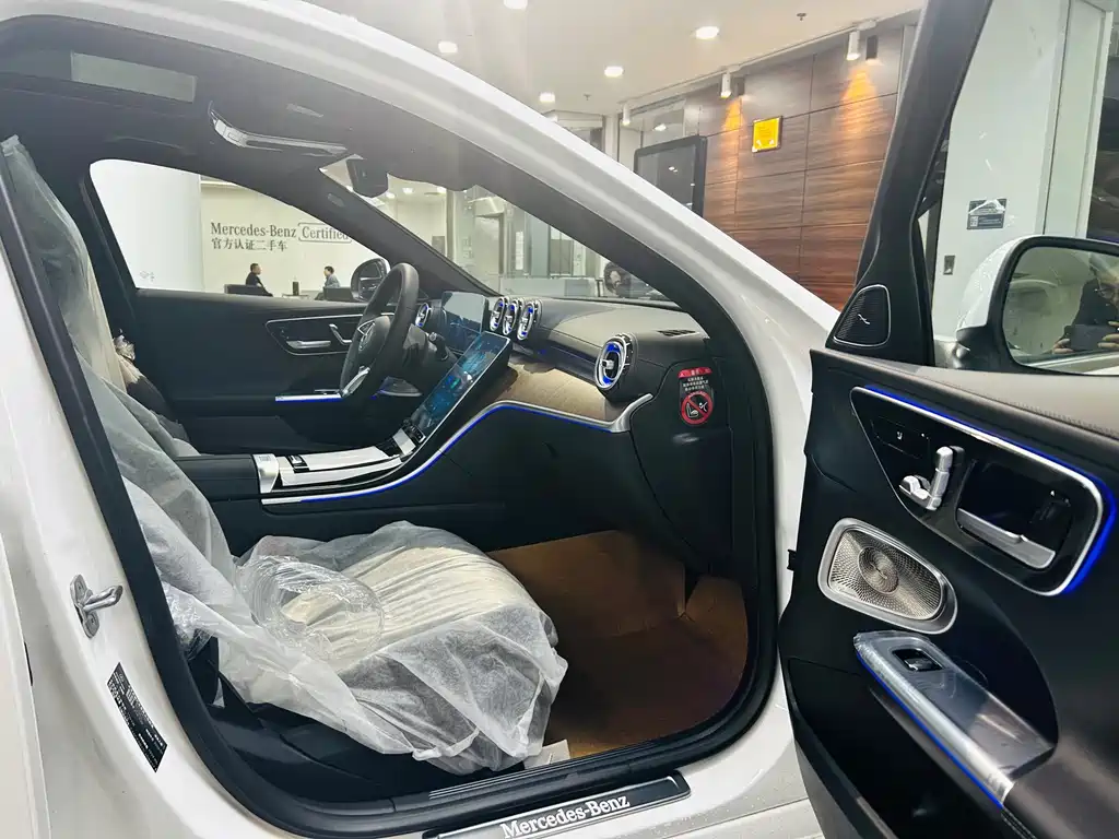 Mercedes-Benz C-Class 2026 C 260 L купить на сайте DeffCars