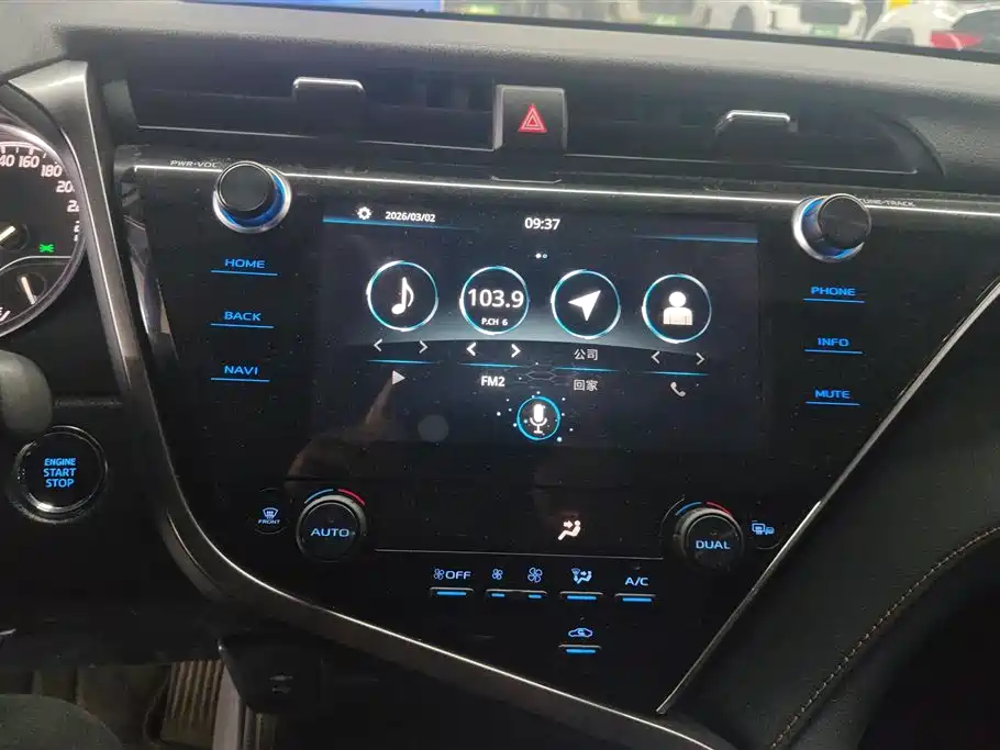 Camry 2019 facelift 2.5G Deluxe Edition купить на сайте DeffCars