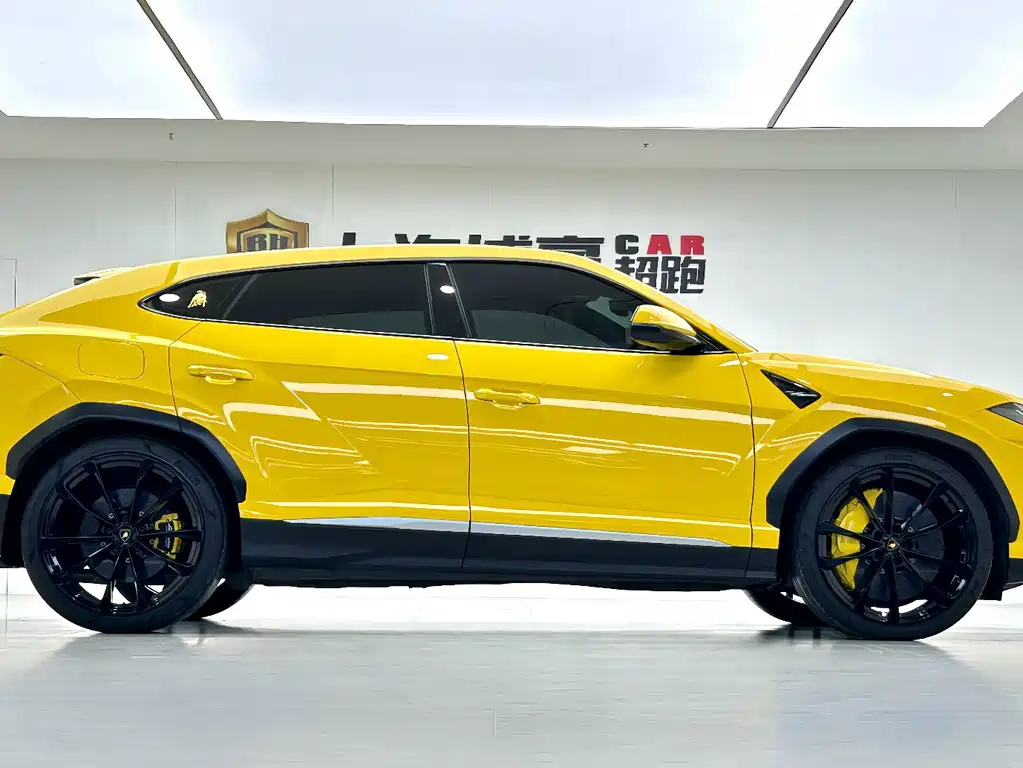 Urus 2018 4.0T V8 купить на сайте DeffCars