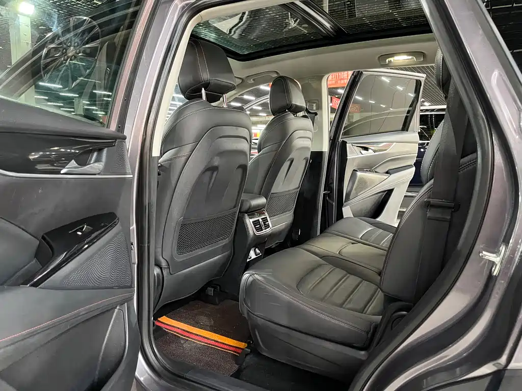 Maxus D60 2022 1.5T automatic smart version 7 seats купить на сайте DeffCars