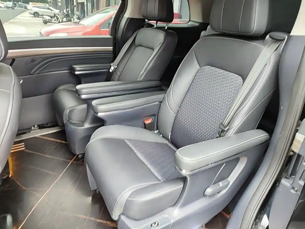 Trumpchi M8 2023 Lingxiu Series 390T Deluxe Edition купить на сайте DeffCars