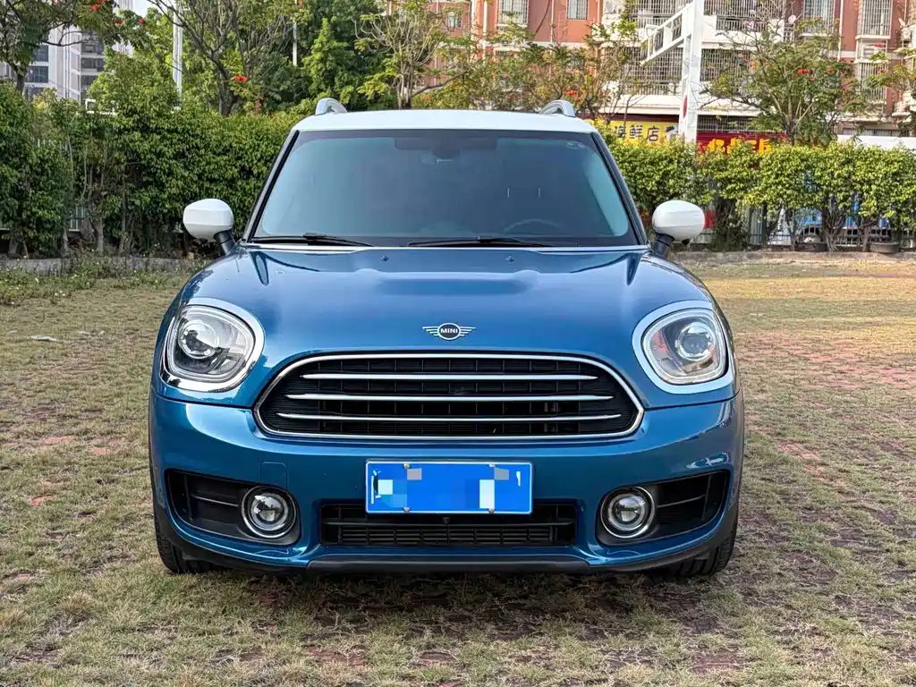 MINI COUNTRYMAN 2019 1.5T COOPER ALL4 Artist Weekend Travel Edition купить на сайте DeffCars