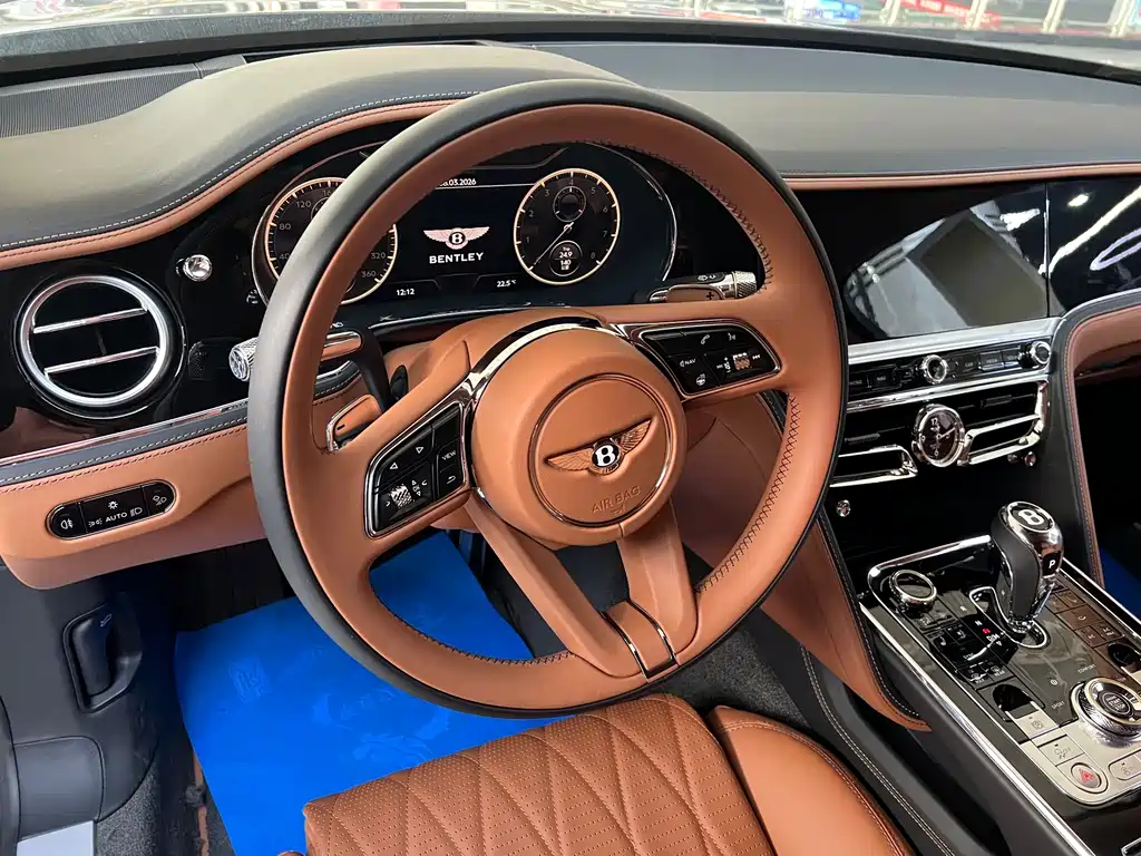 Flying Spur 2024 4.0T V8 S купить на сайте DeffCars