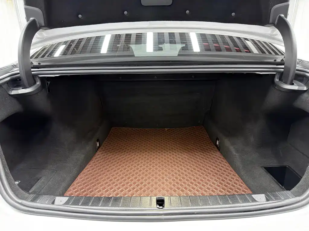 BMW 7 Series 2018 730Li Exclusive M Sports Package купить на сайте DeffCars