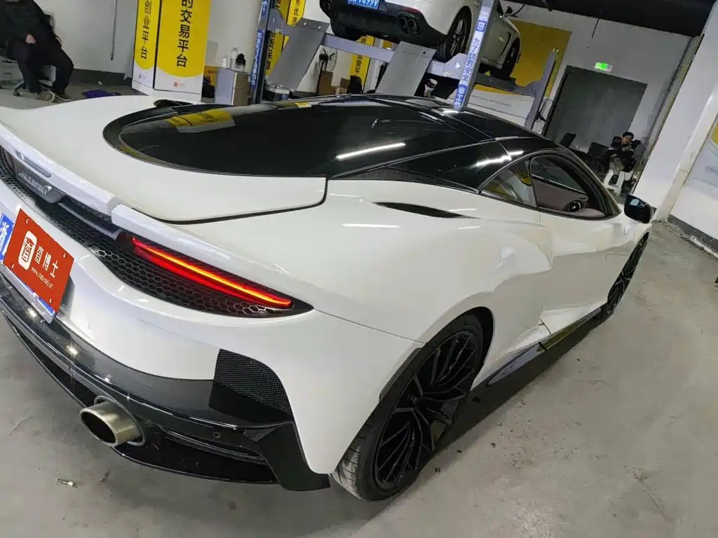 McLaren GT 2022 4.0T standard model купить на сайте DeffCars