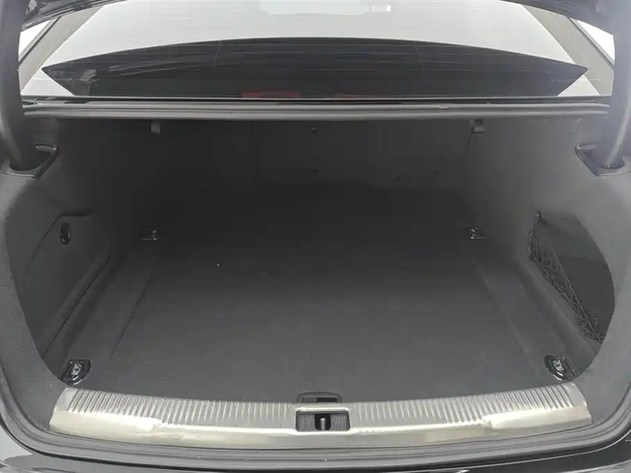 Audi A6L 2018 35 TFSI Collector's Edition купить на сайте DeffCars