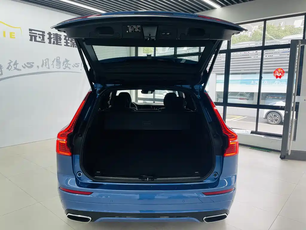Volvo XC60 Plug-in Hybrid 2021 T8 E-Drive Hybrid Zhiyuan Sports Edition купить на сайте DeffCars