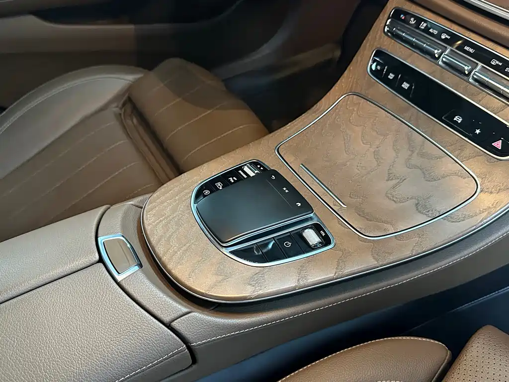 Mercedes-Benz E-Class 2021 facelift E 260 L sporty купить на сайте DeffCars