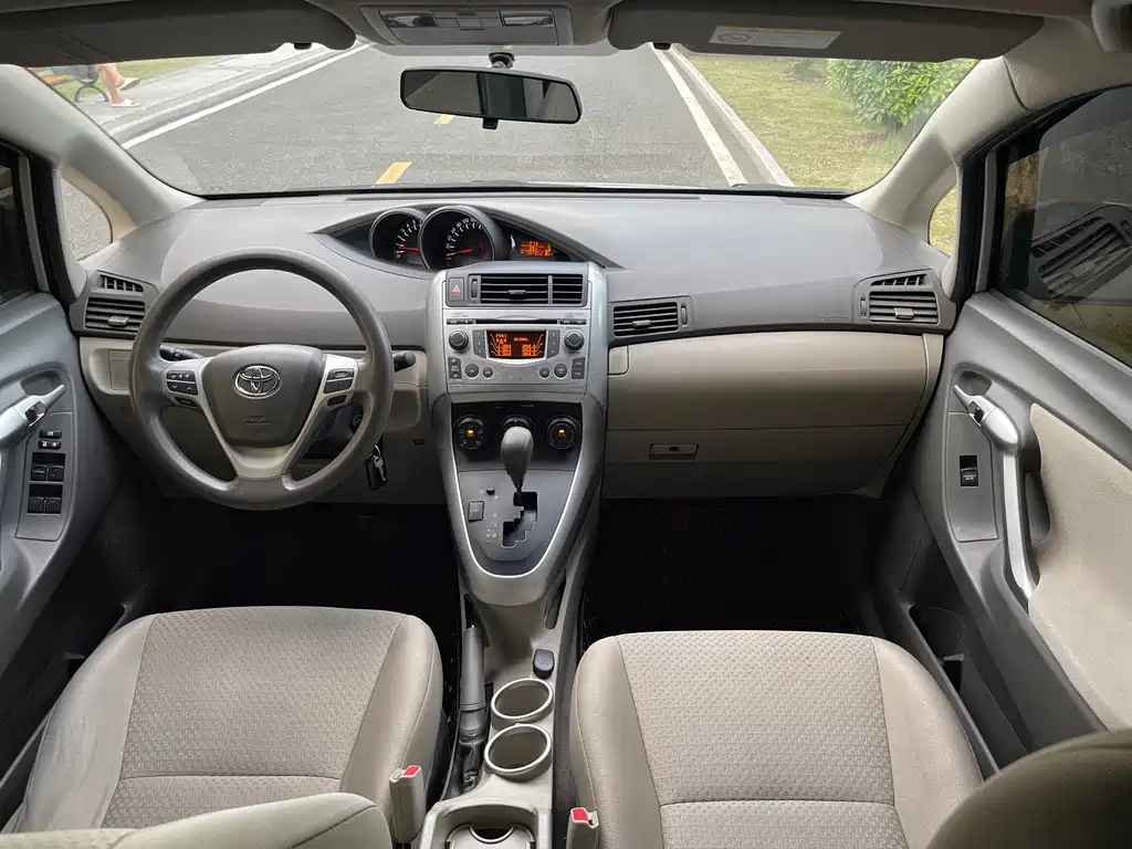 Yizhi 2012 180G CVT Comfort and Multifunctional Edition купить на сайте DeffCars
