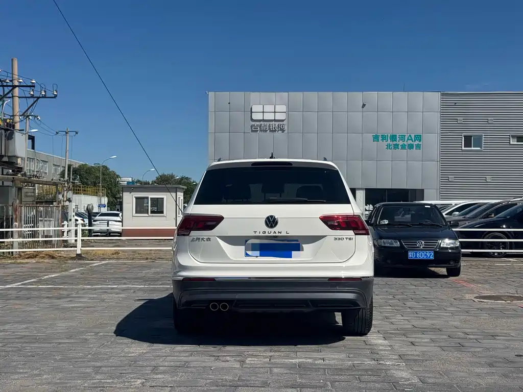 Tiguan L 2021 330TSI automatic two-wheel drive smart version купить на сайте DeffCars