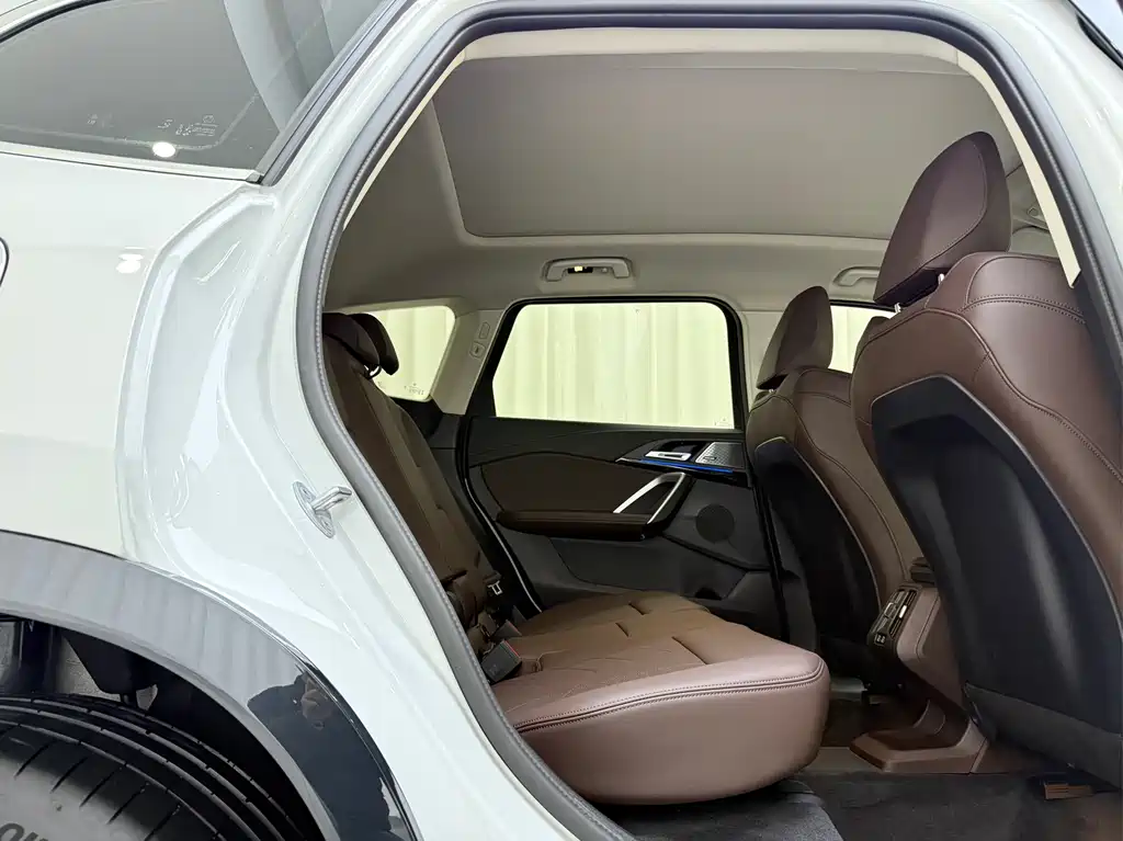 BMW X1 2025 sDrive25Li X Design Package купить на сайте DeffCars